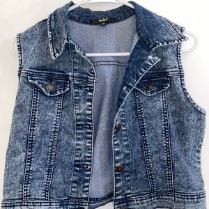 Papaya Denim Vest (Dark Acid Wash)